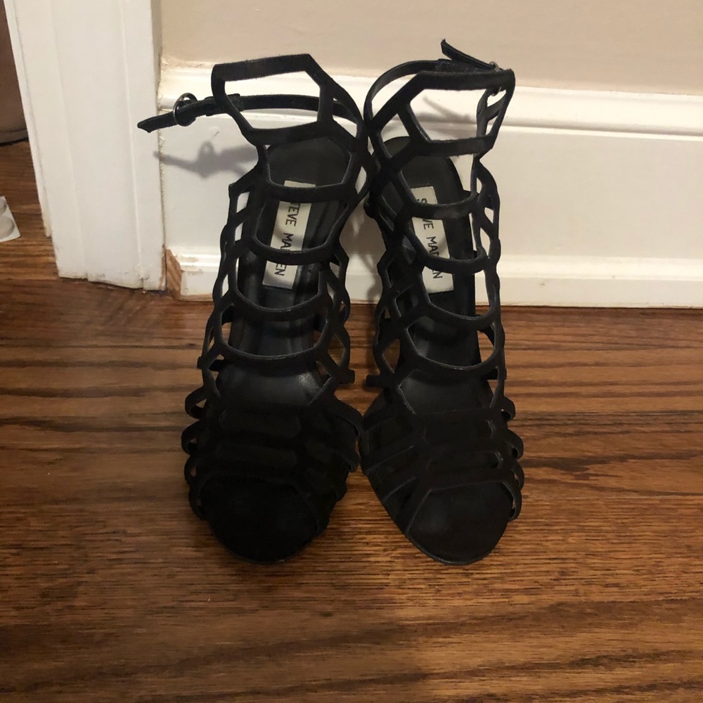 Steve Madden black heels